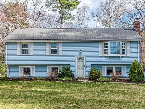26 Pinto Way, Mansfield, MA 02048
