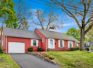 27 Longfellow Rd, Reading, MA 01867
