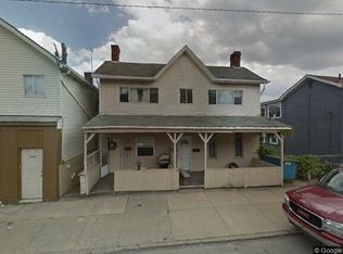 221 W 7th Ave, Tarentum, PA 15084