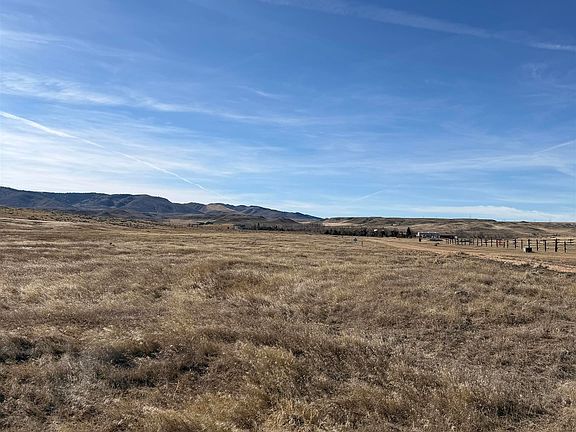 2nd image of 36 Shadow Mountain Rd