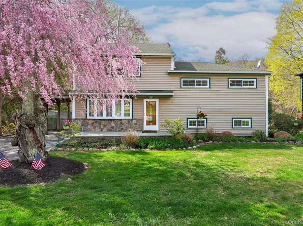 606 Washington Avenue, Pleasantville, NY 10570