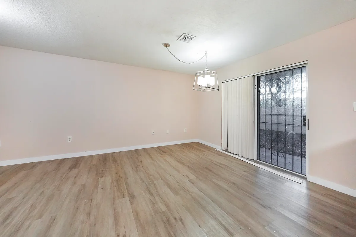 Building Photo - 14142 SW 260th St #105