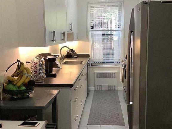 5th image of 83-85 Woodhaven Blvd #2H