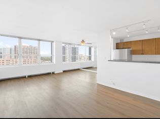 655 W Irving Park Rd APT 1514, Chicago, IL 60613