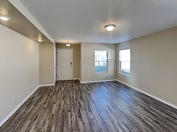 4th image of 11669 Huckba Ct