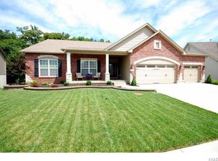 325 Hampton Ridge Dr, Wentzville, MO 63385