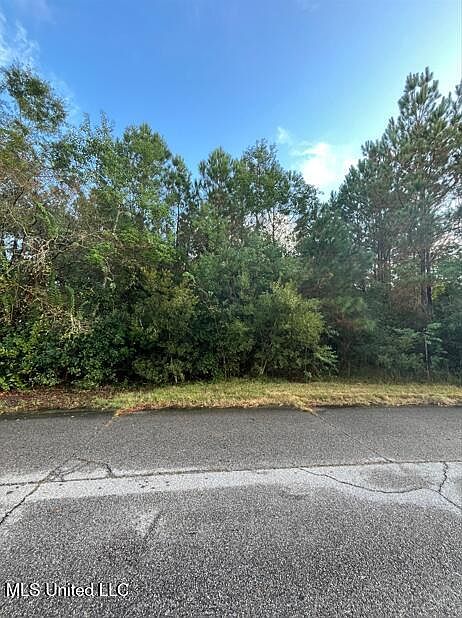 2nd image of 6704 Martinique Dr