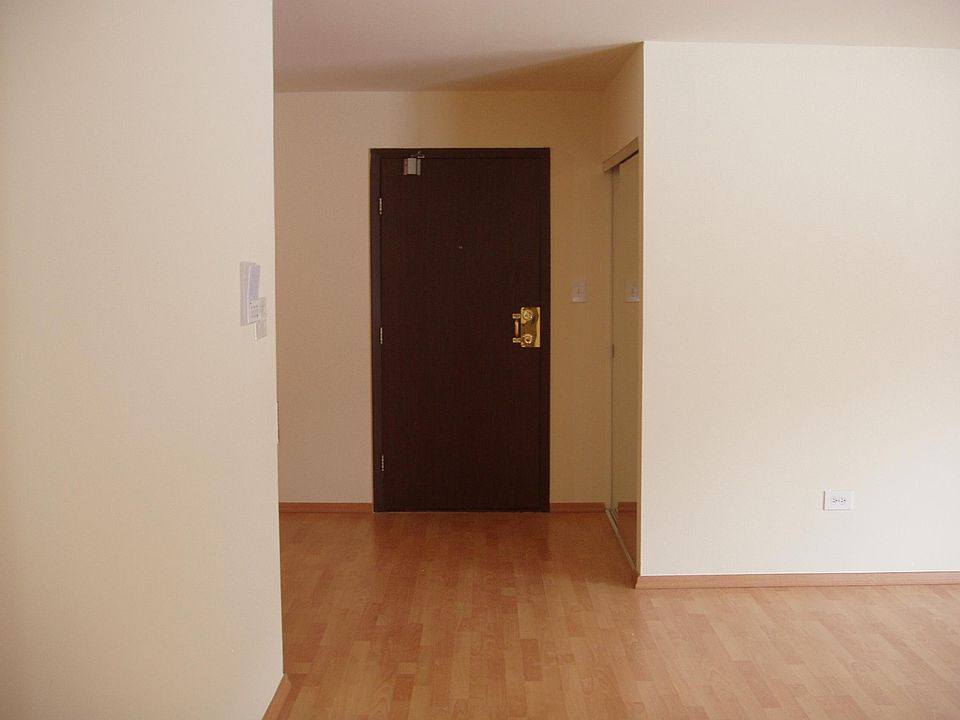 1st image of 6161 Knoll Way Dr Floor 1