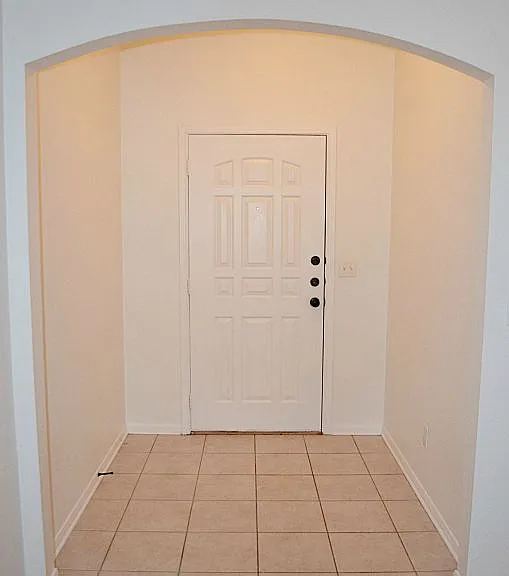 4902 Slate Ct — Photo 4