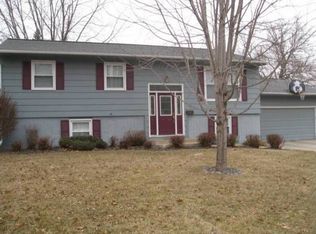 308 Newcastle Rd, Marshalltown, IA 50158