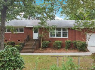 607 Oakdale Dr, Fayetteville, NC 28311