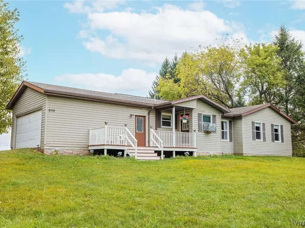 850 Palmer Rd, Churchville, NY 14428