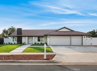 1563 Gary Ln, Redlands, CA 92374