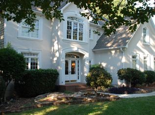 10325 Lady Candice Ln, Charlotte, NC 28270