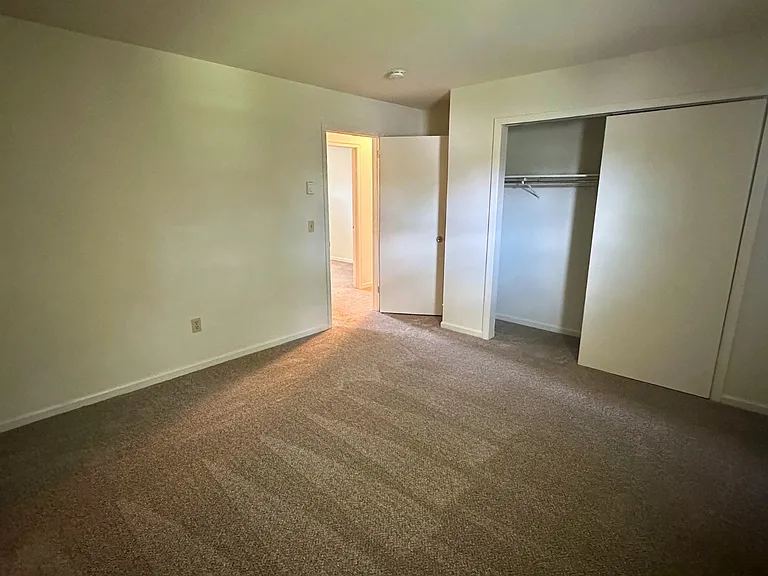 4 Pickford Dr — Photo 23