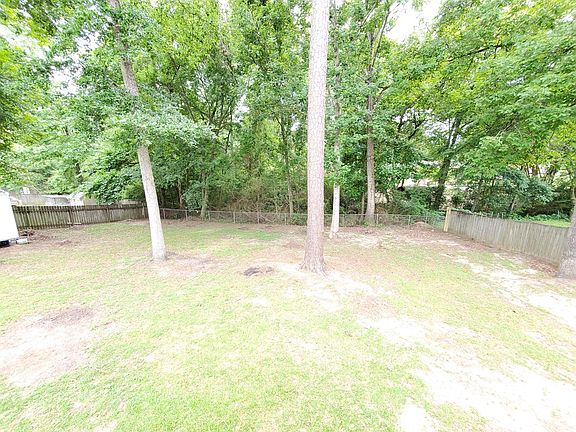 5th image of 400 Gregory Dr