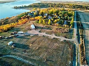 2nd image of 14 Jesse BAY