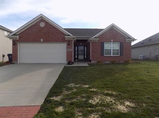 5911 Brookstone Dr, Newburgh, IN 47630