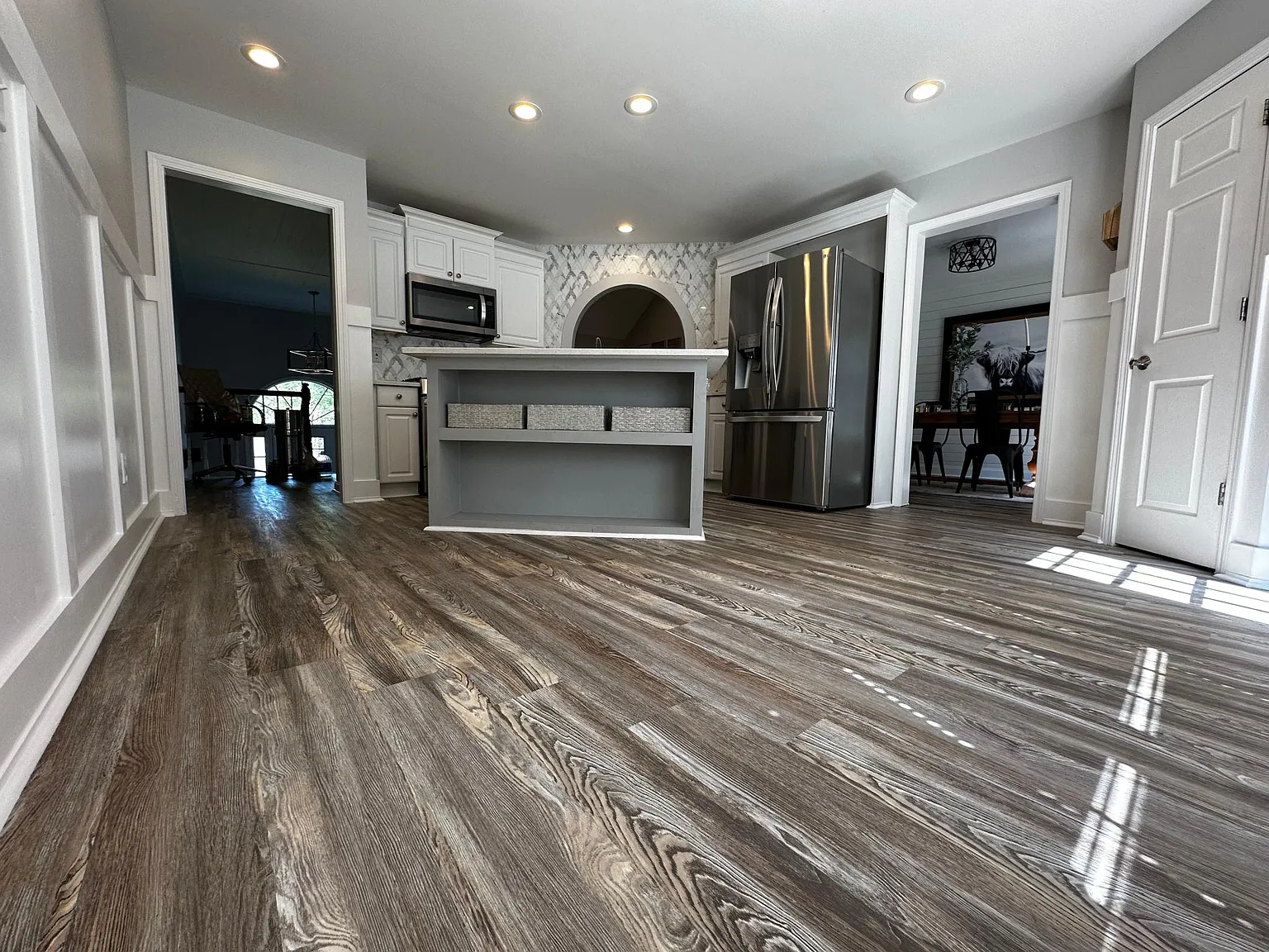 5 bed, 2477 sqft, $3,600 — Photo 2