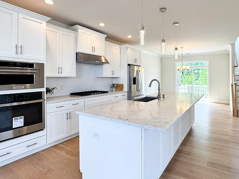 25 Brentwood Cir #25 — Photo 1