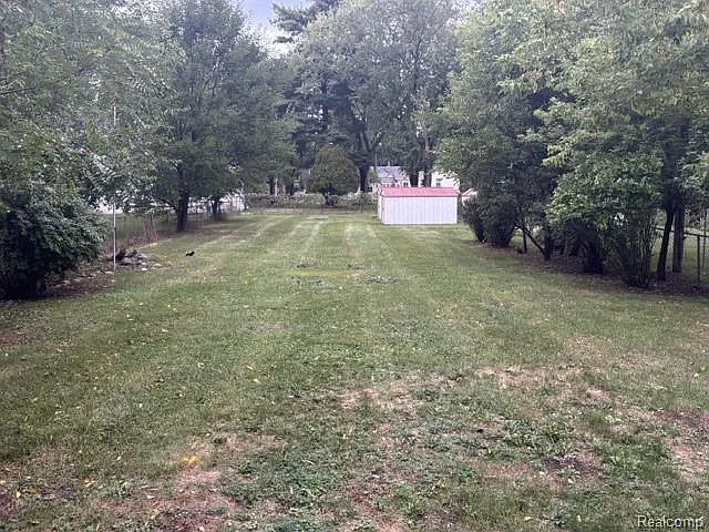 3 bed, 1.0 bath, 1030 sqft, $1,495 — Photo 3