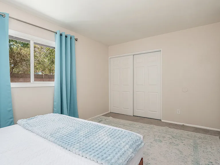 5114 S Dorsey Ln — Photo 23