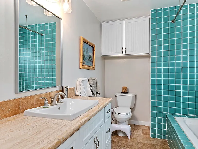 1425 Carnation Pl — Photo 18