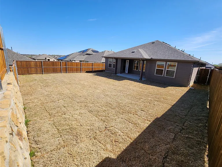 3812 Chalk Hill Ave — Photo 21
