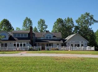 1087 Walker Rd, Mill Spring, NC 28756