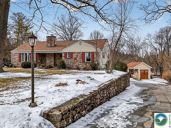 2nd image of 3535 Altonah Rd