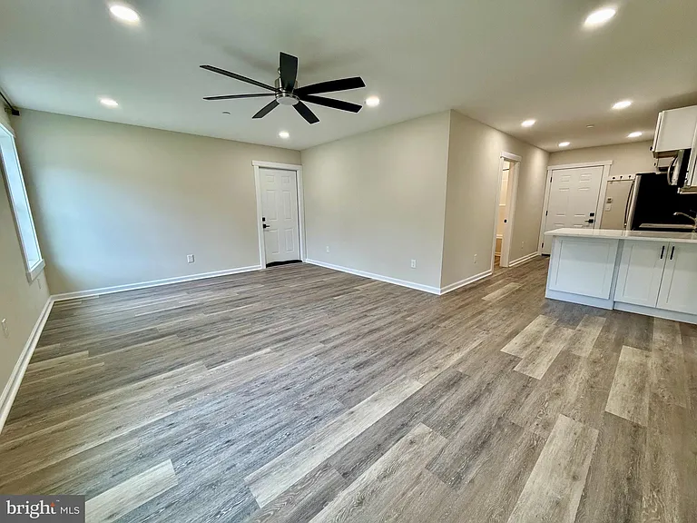 44845 Dot Banagan Ln #GARAGE — Photo 6