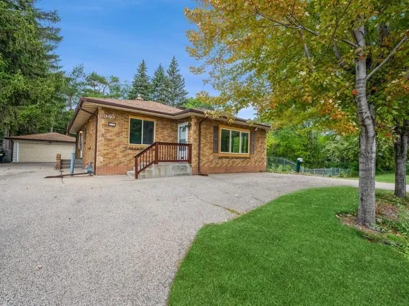 8940 Nicollet Ave S, Bloomington, MN 55420
