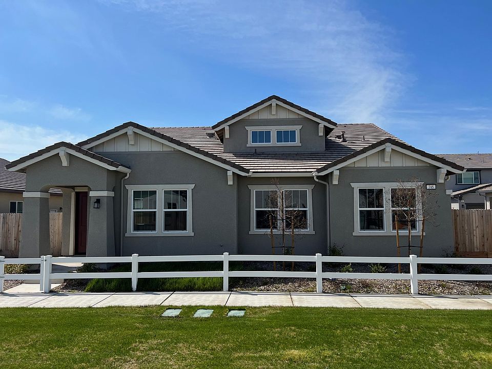 1st image of 395 Atlantica Ln