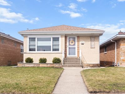 6914 W Argyle St, Chicago, IL, 60656