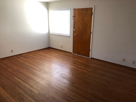 5th image of 619 Topaz St APT 1