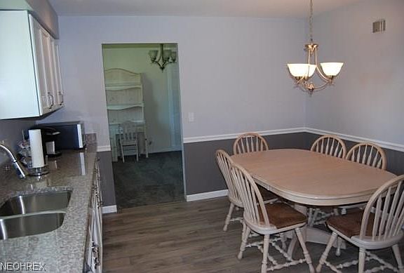 3rd image of 7573 Daytona Dr