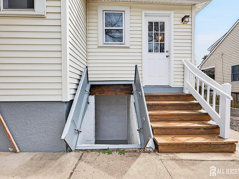119 Vogel Pl #B — Photo 7