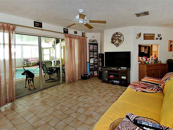 4th image of 101 Little Grove Ln
