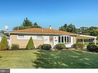 300 Janet Ave, Croydon, PA 19021