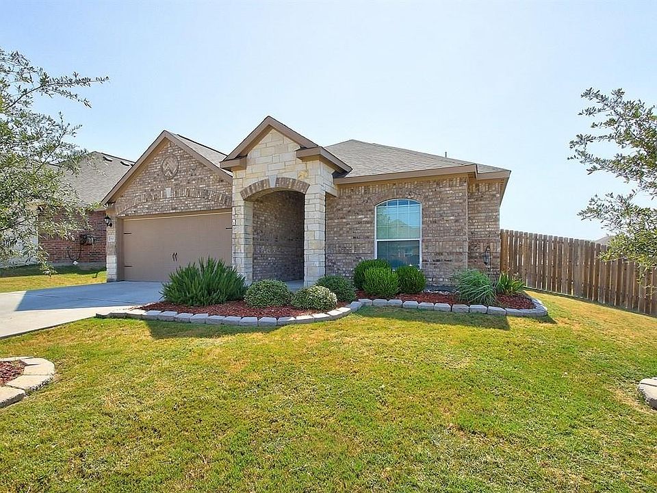 1st image of 1625 Mesquite Ln