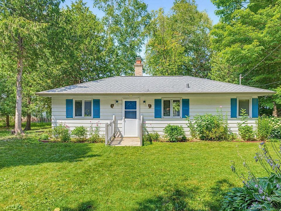 1st image of 322 Lakeside DRIVE