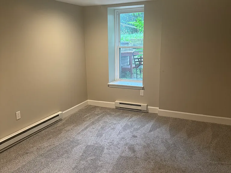 275 S Plymouth Ave #10 — Photo 5