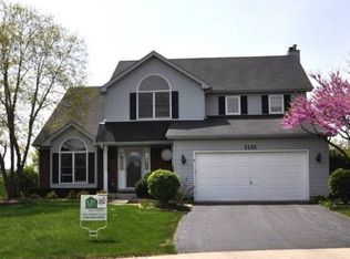 1131 Ames Ct, Naperville, IL 60540