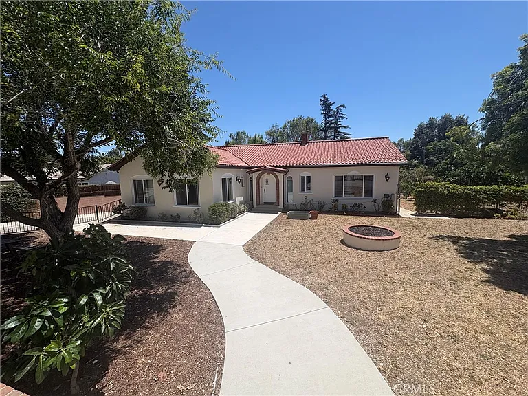 26356 Monte Vista Ave — Photo 1