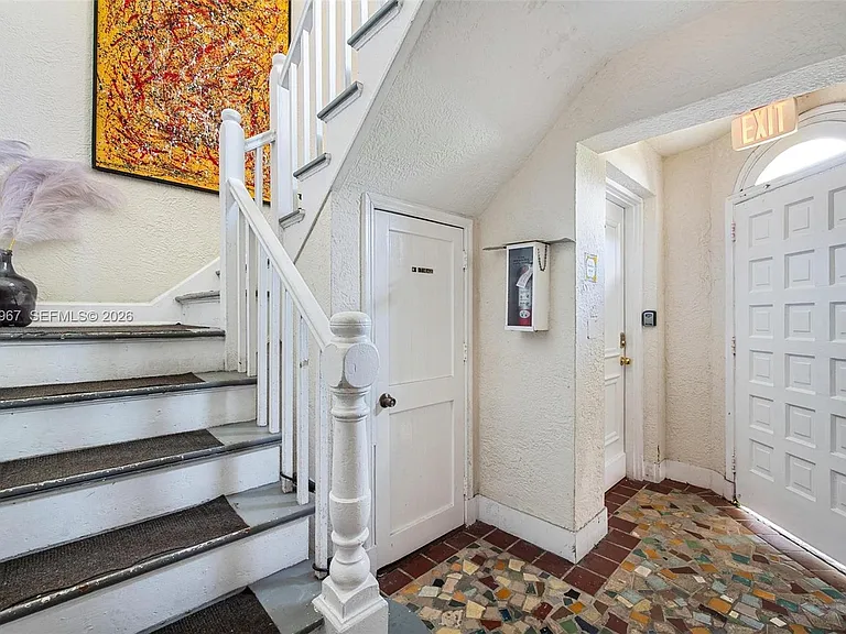 39 Sidonia Ave #2 — Photo 22