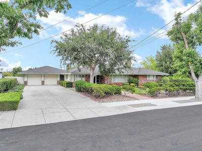 227 Pueblo Dr, Pittsburg, CA, 94565