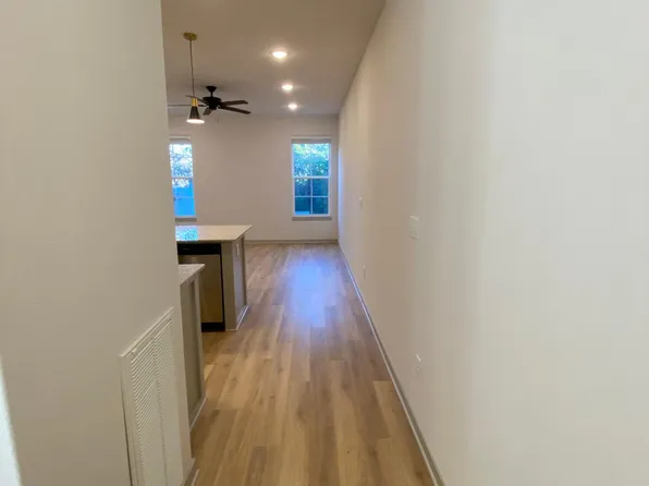 4436 E Huntsville Rd, Fayetteville, AR 72701