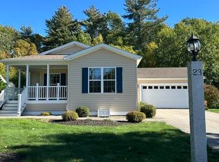 23 Goldenrod Way, North Hampton, NH 03862