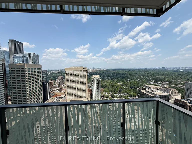 42 Charles St E #4008 — Photo 14