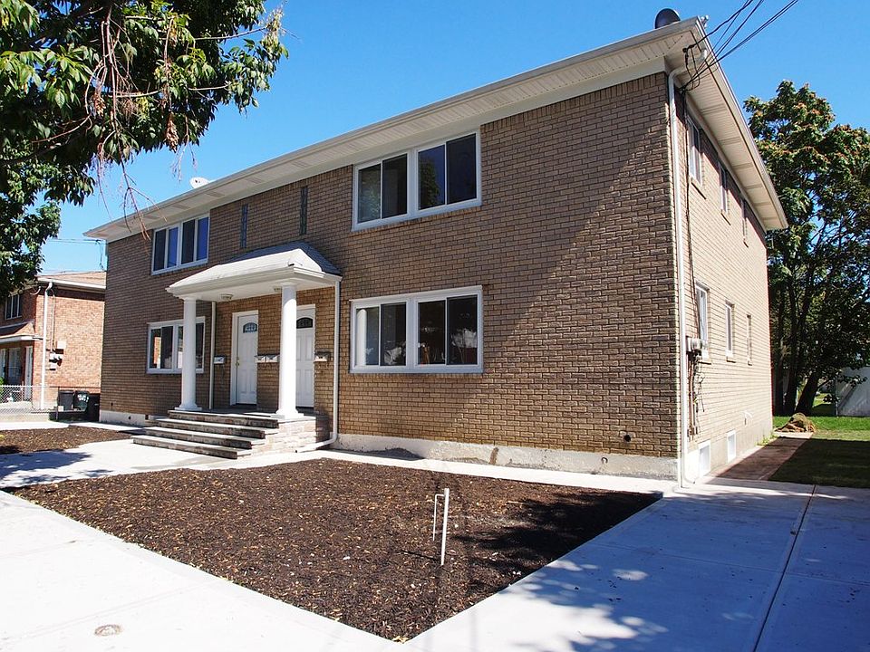 1st image of 174 Titus Ave